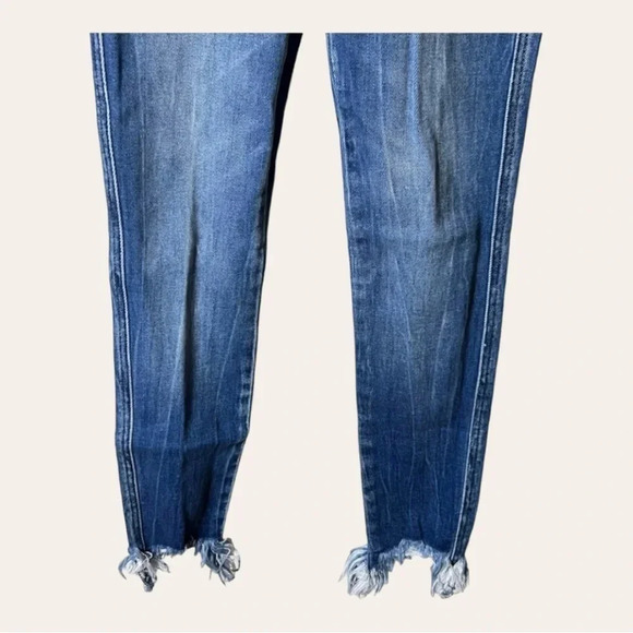 0857. KANCAN DENIM JEANS SIZE 24 DISTRESSED‎ WITH SHARK BITE HEM - Picture 4 of 10